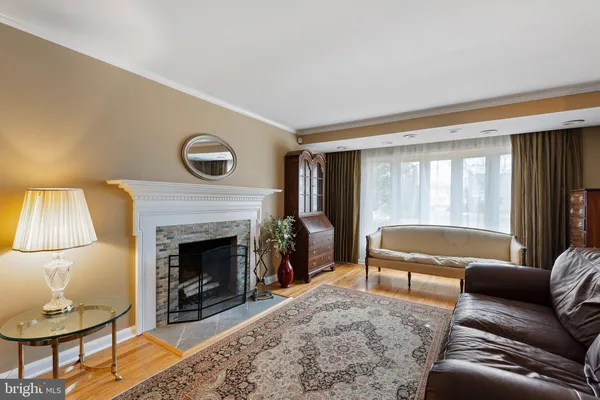 $604,000 | 2412 Chatham Drive, Wilmington, DE 19803