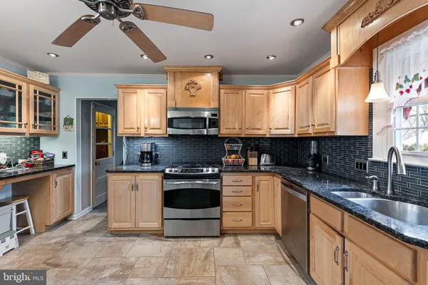 $604,000 | 2412 Chatham Drive, Wilmington, DE 19803