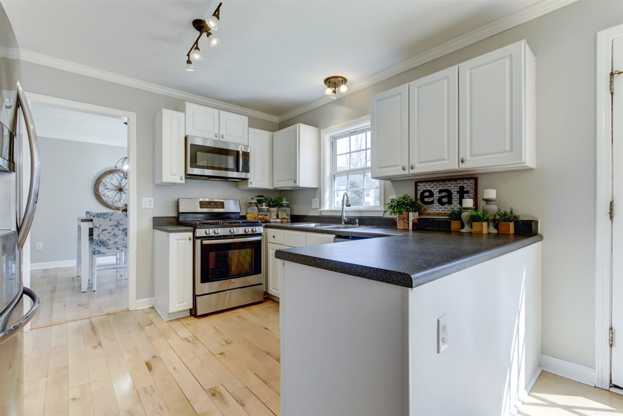 8504 Buscot Court Raleigh, NC 27615 - Photo 2 of 15 Kitchen