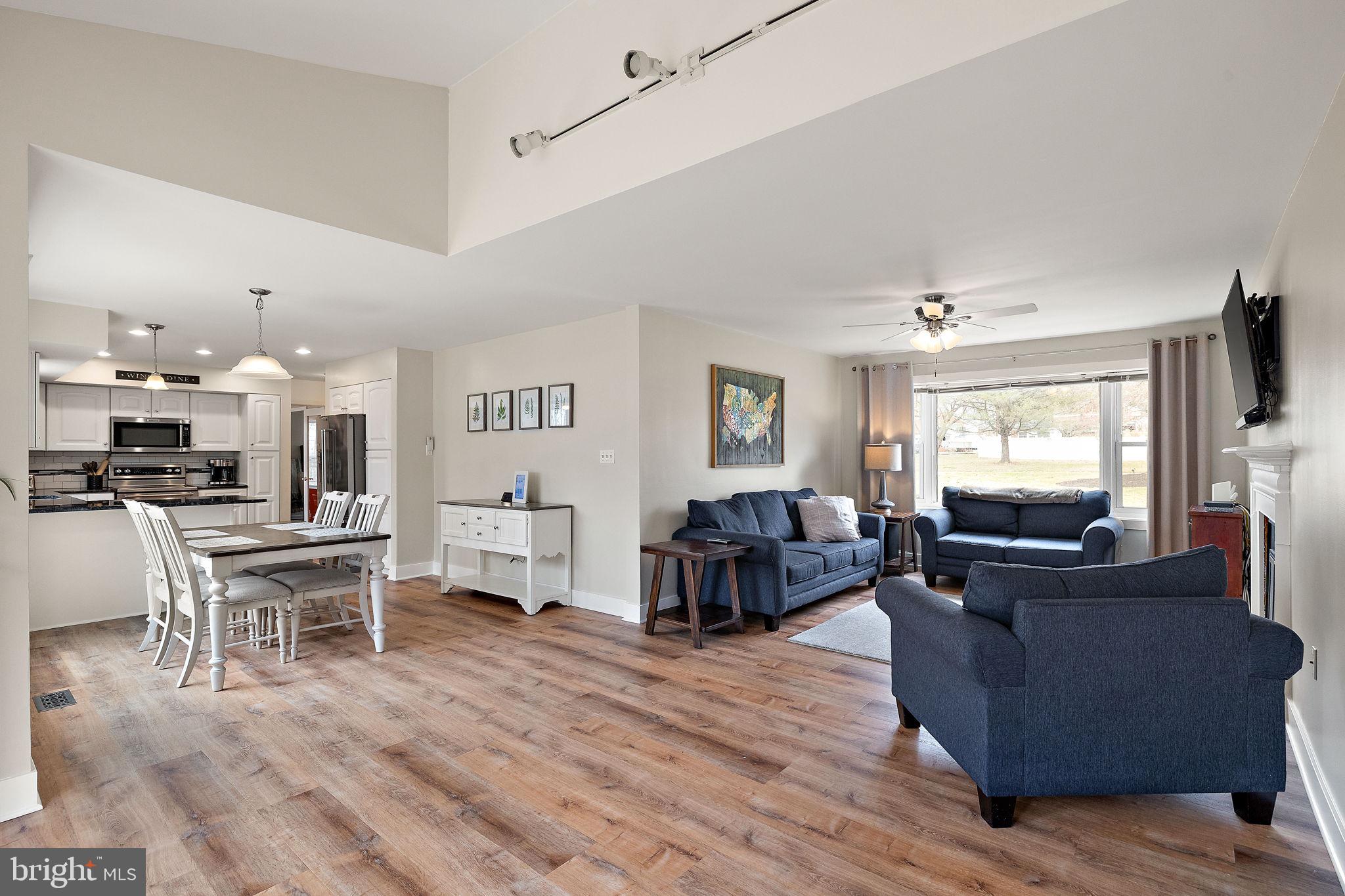 1003 White Birch Drive Newark, DE 19713 - Photo 7 of 54 a living room with furniture flat screen tv and window