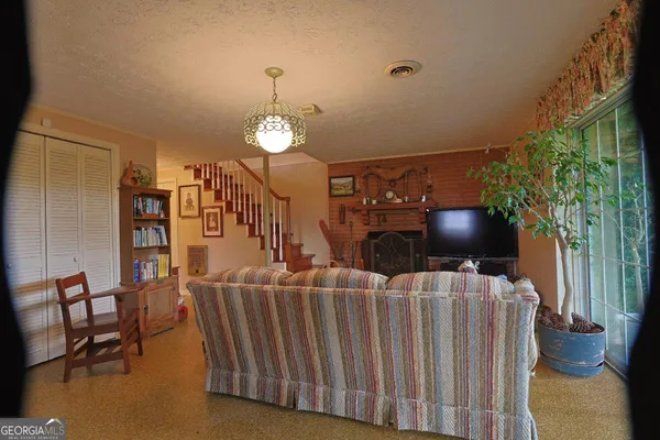 $592,700 | 56 Claymont Road, McIntyre, GA 31054