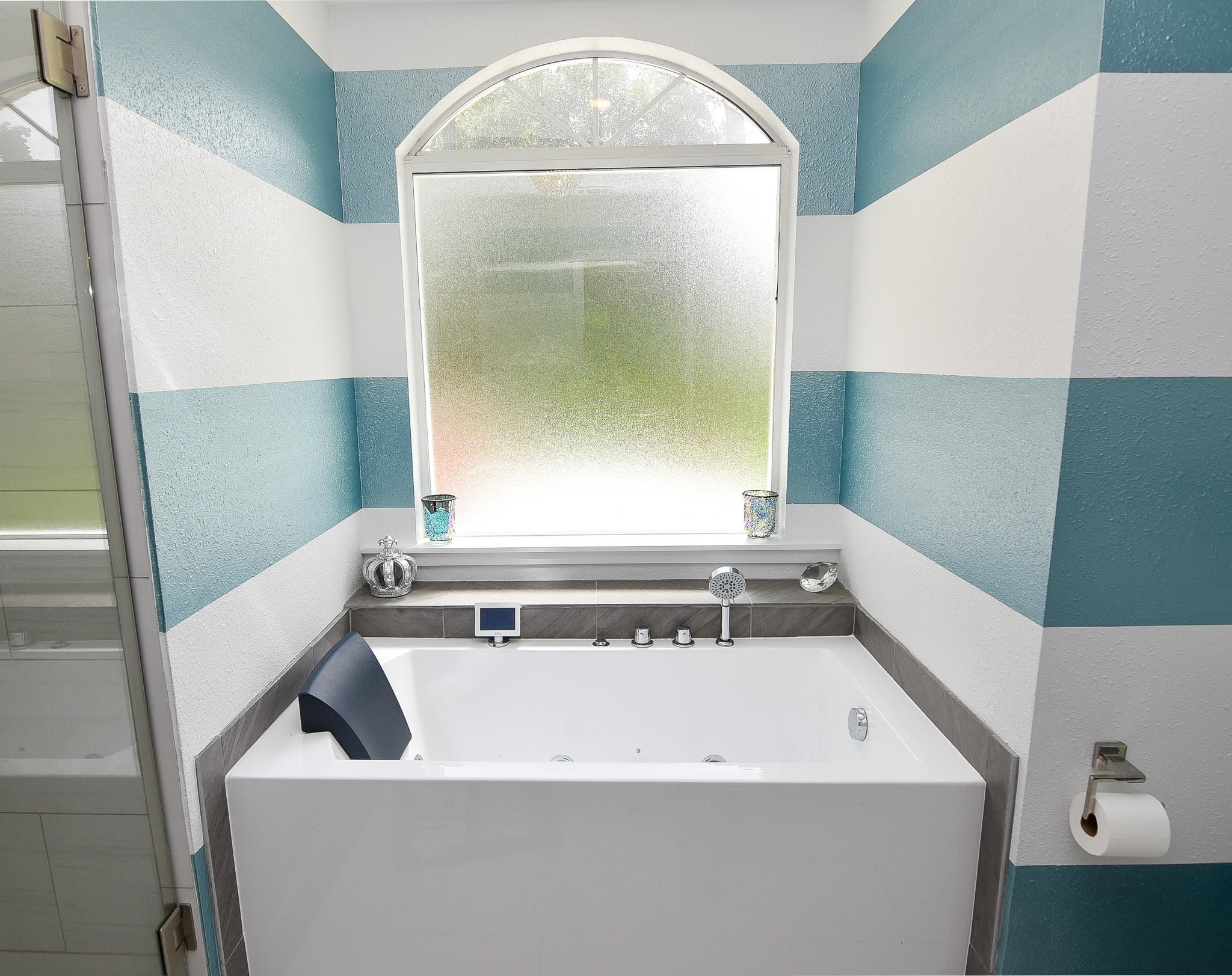 1815 Huntington Road Niceville, FL 32578 - Photo 29 of 51 a view of a room with washer and dryer