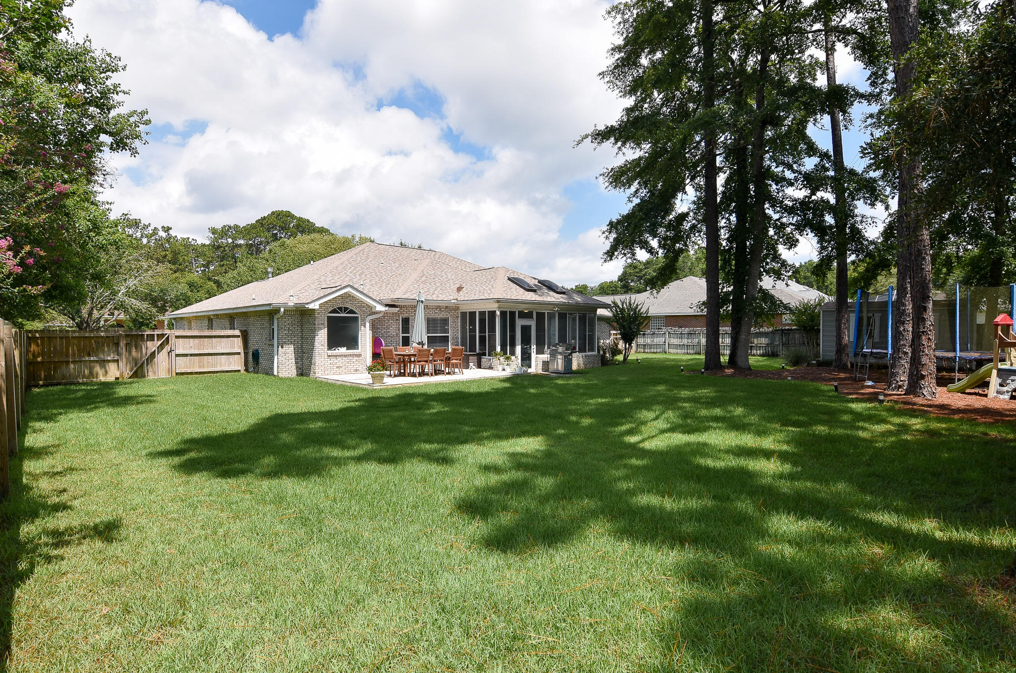1815 Huntington Road Niceville, FL 32578 - Photo 45 of 51 a front view of house with yard and green space