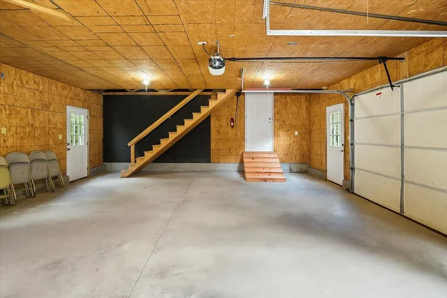 $299,900 | 24 Clifford Street, Mechanic Falls, ME 04256