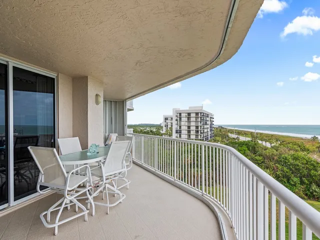 $3,200 | 5051 North Hwy A1A, Unit 74, Fort Pierce, FL 34949