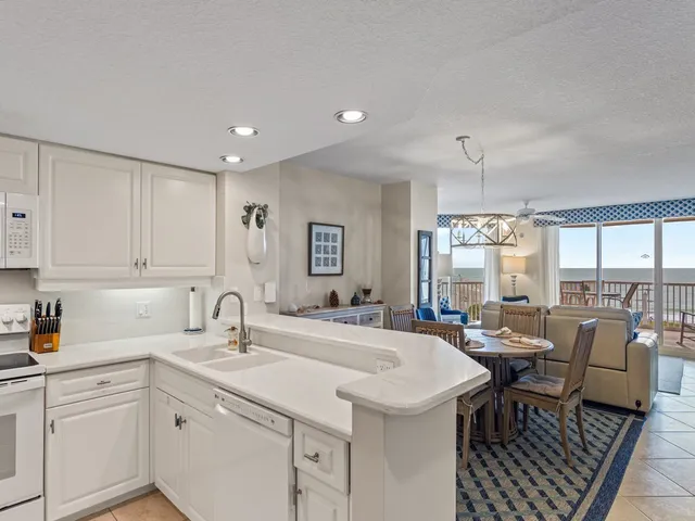 $3,200 | 5051 North Hwy A1A, Unit 74, Fort Pierce, FL 34949