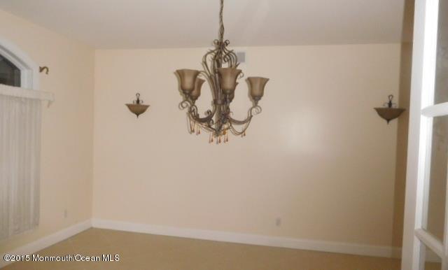 41 McCaffery Road Manalapan, NJ 07726 - Photo 15 of 31 Dining Room