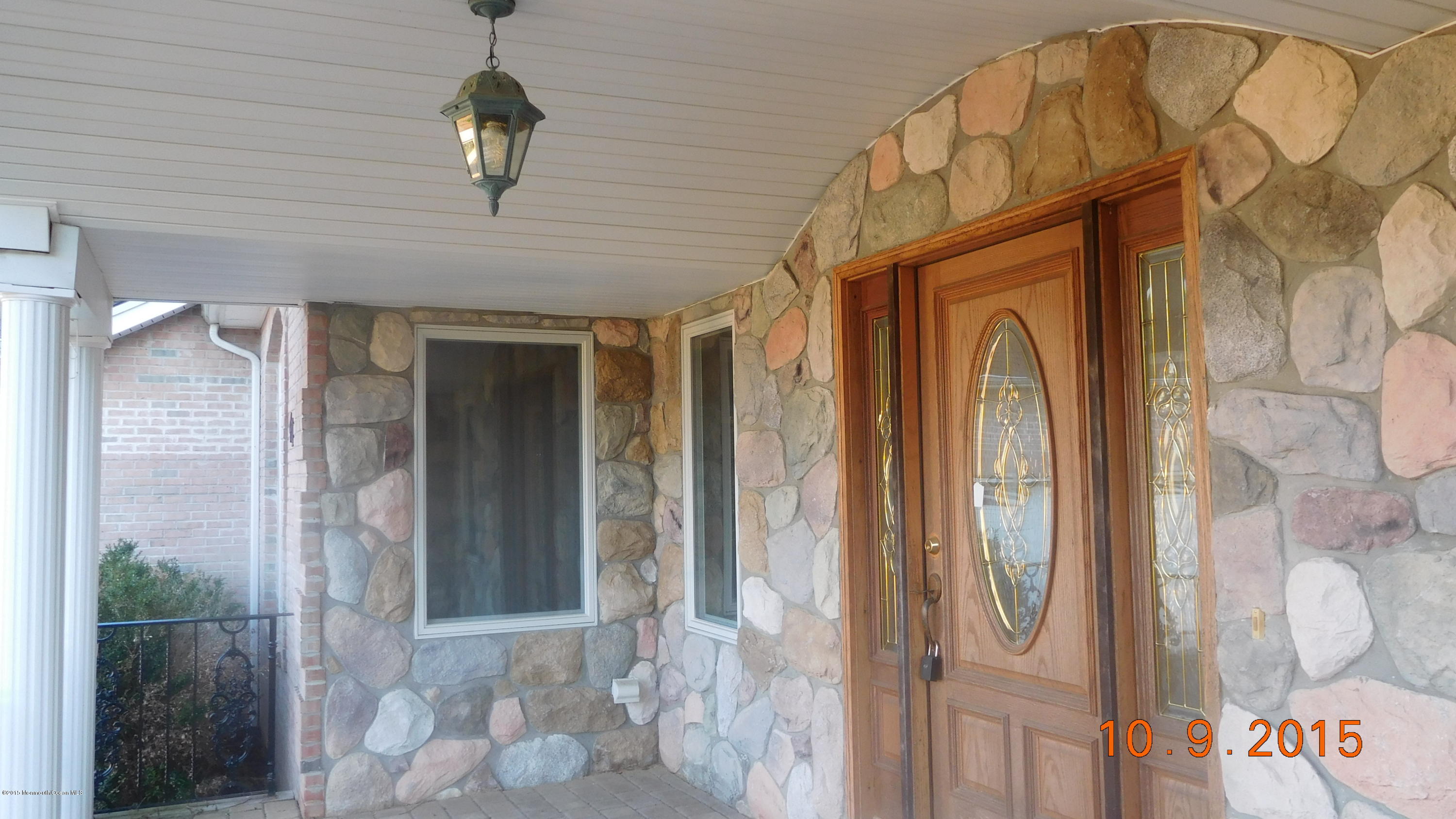 41 McCaffery Road Manalapan, NJ 07726 - Photo 3 of 31 Entrance