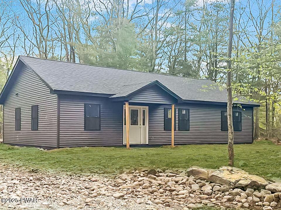 146 Mohawk Road Shohola, PA 18458 - Photo 1 of 28 Main