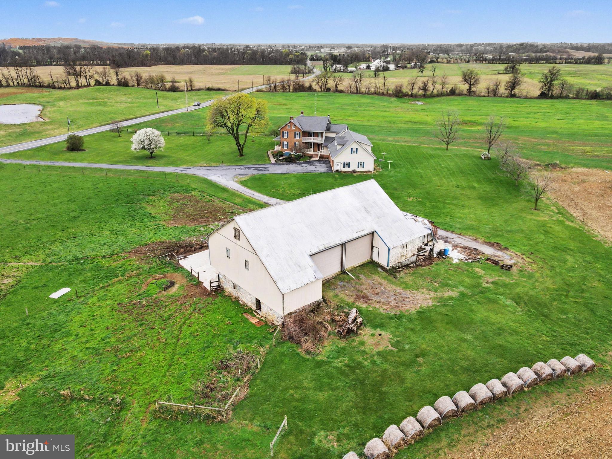 5505 Olde Scotland Road Shippensburg, PA 17257 - Photo 44 of 50 an aerial view of a house with big yard