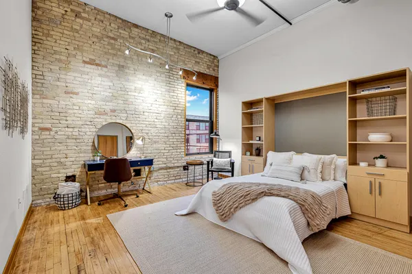 $149,900 | 1017 South 2nd Street, Unit 405, Milwaukee, WI 53204