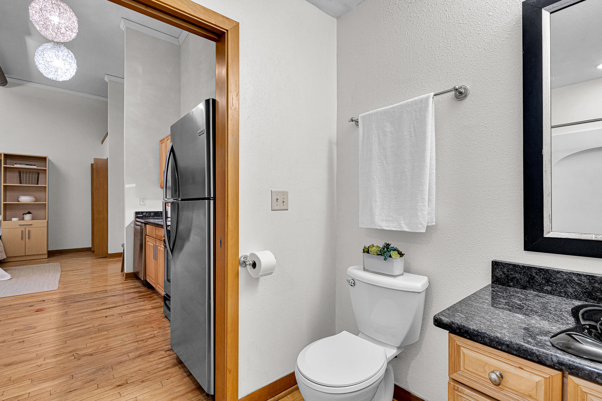 1017 South 2nd Street, Unit 405 Milwaukee, WI 53204 - Photo 6 of 31 1017 S 2nd Unit 405 6