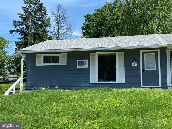 $1,295 | 1819 Heishman Gardens, Carlisle, PA 17013