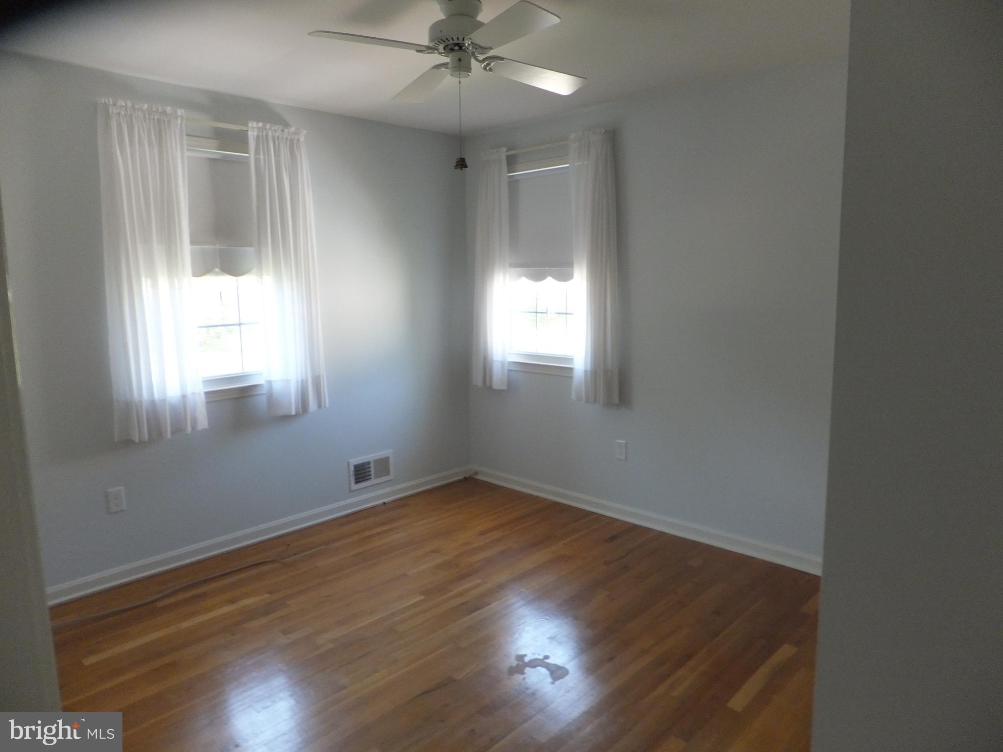 16205 Jerald Road Laurel, MD 20707 - Photo 26 of 47 BEDROOM 3 w/NATURAL LIGHT