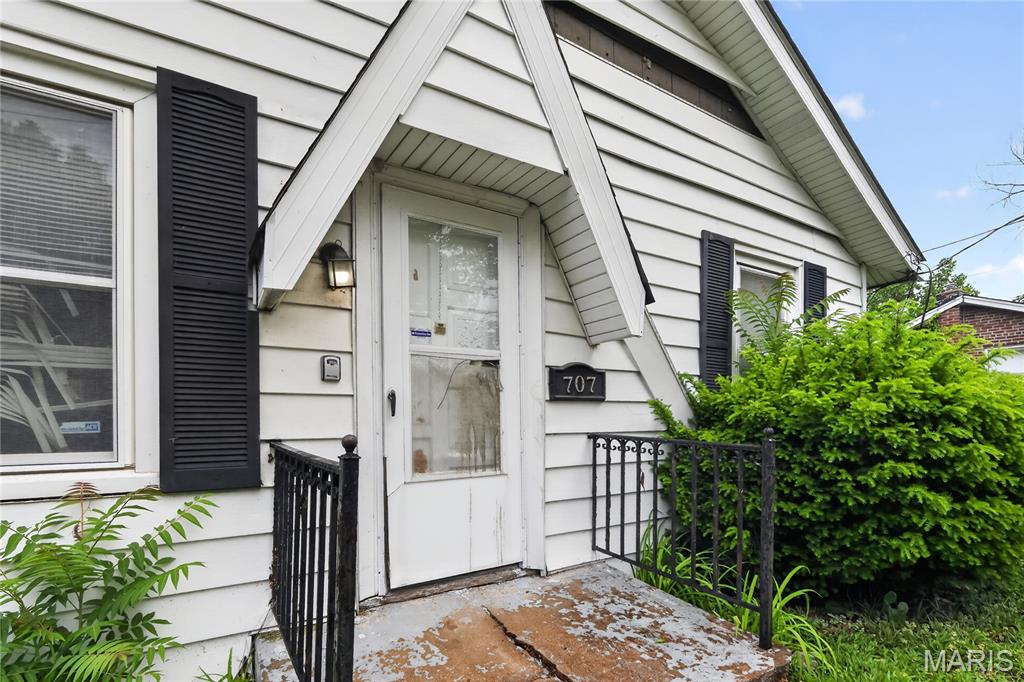 707 Ruggles Road St. Louis, MO 63135 - Photo 4 of 9