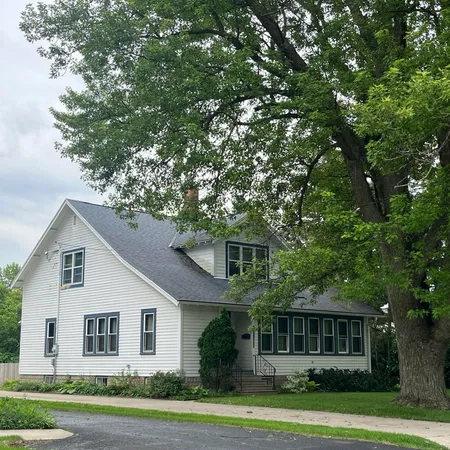 $529,900 | 330 Zion Street, Hartland, WI 53029