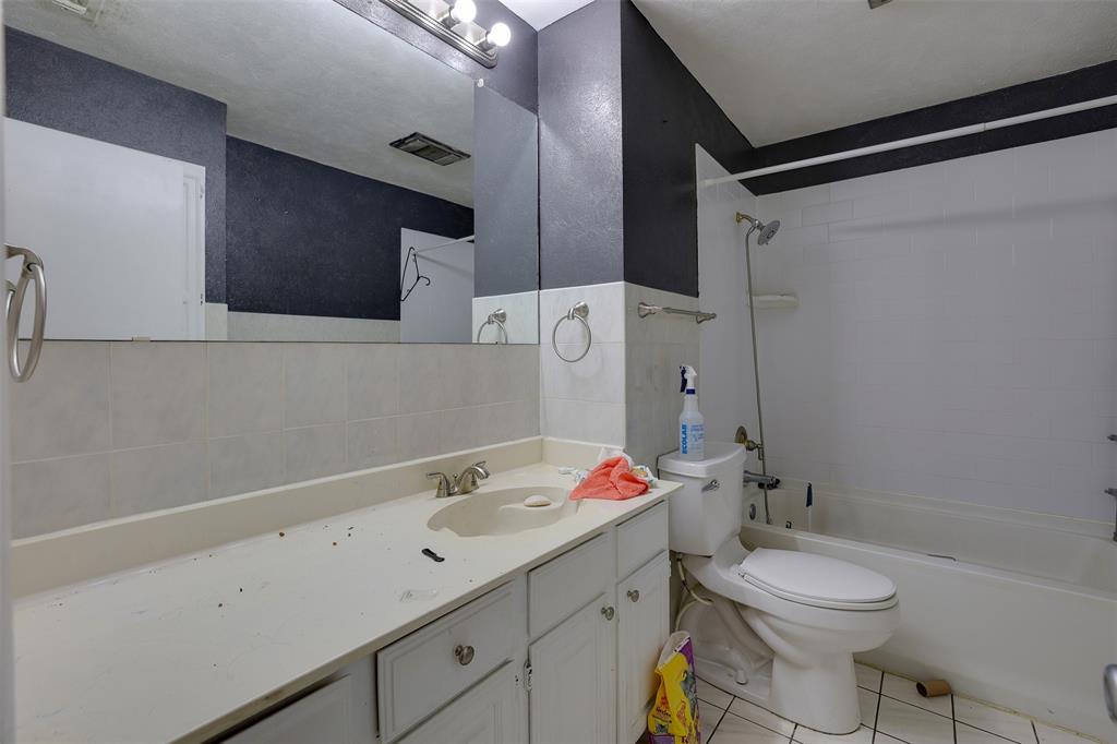 7001 Overhill Road Fort Worth, TX 76116 - Photo 15 of 29 Gallery Image 15