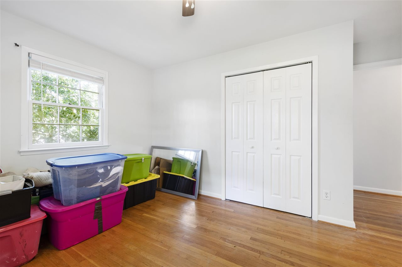 313 Compton Road Raleigh, NC 27609 - Photo 17 of 29 Photo 17