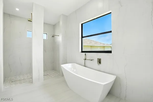 $1,815,000 | 11853 Princess Grace Court, Cape Coral, FL 33991