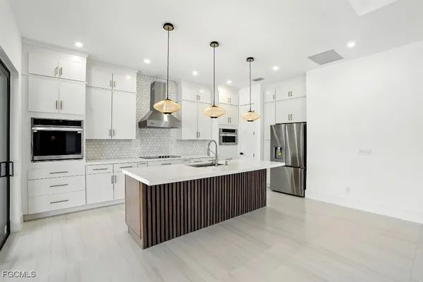 $1,815,000 | 11853 Princess Grace Court, Cape Coral, FL 33991