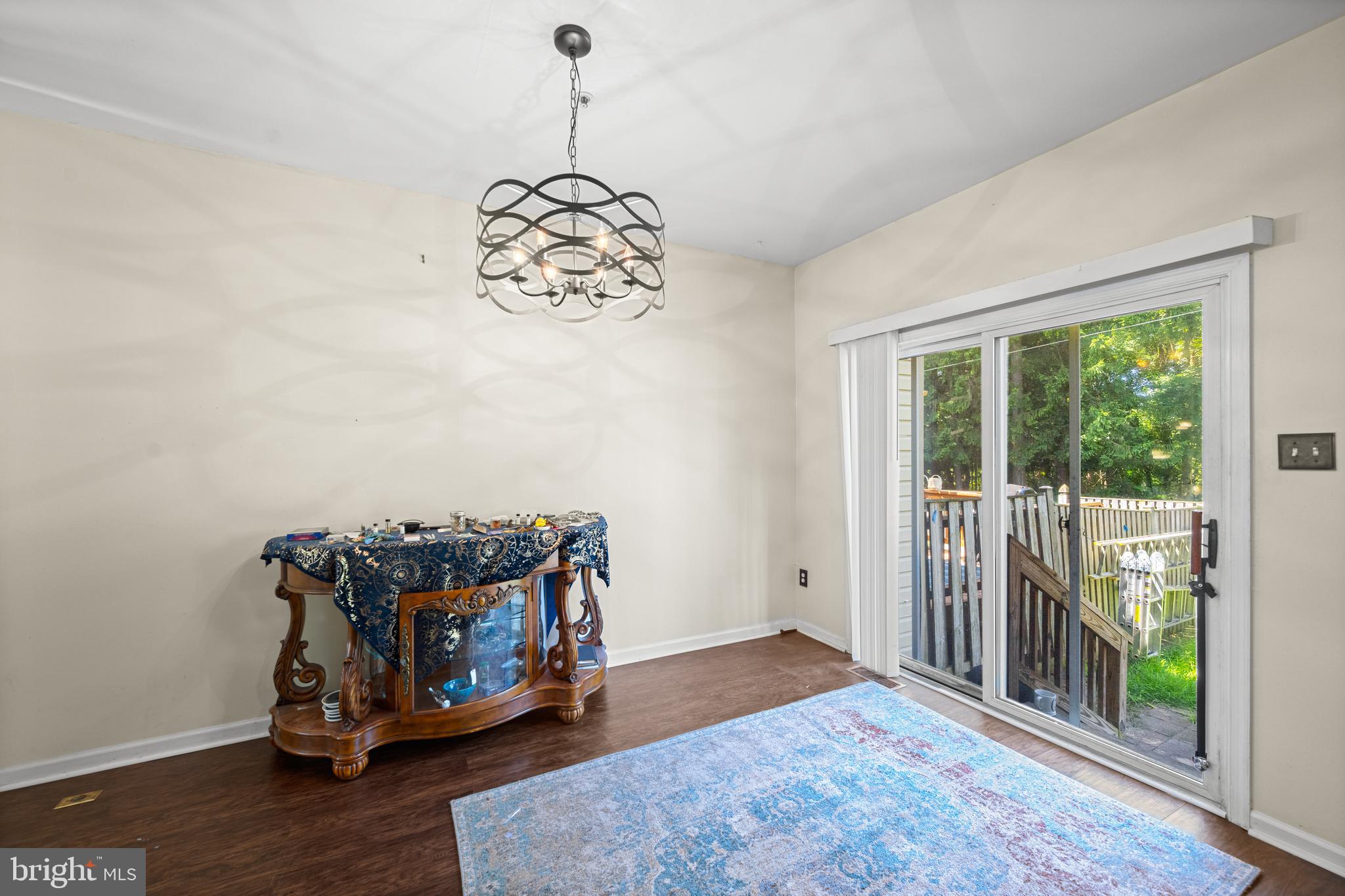 9837 Sherwood Farm Road Owings Mills, MD 21117 - Photo 13 of 35 a living room with furniture and a window