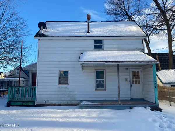 $84,900 | 1324 8th Avenue, Schenectady, NY 12303
