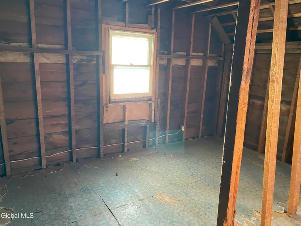 $79,900 | 1324 8th Avenue, Schenectady, NY 12303