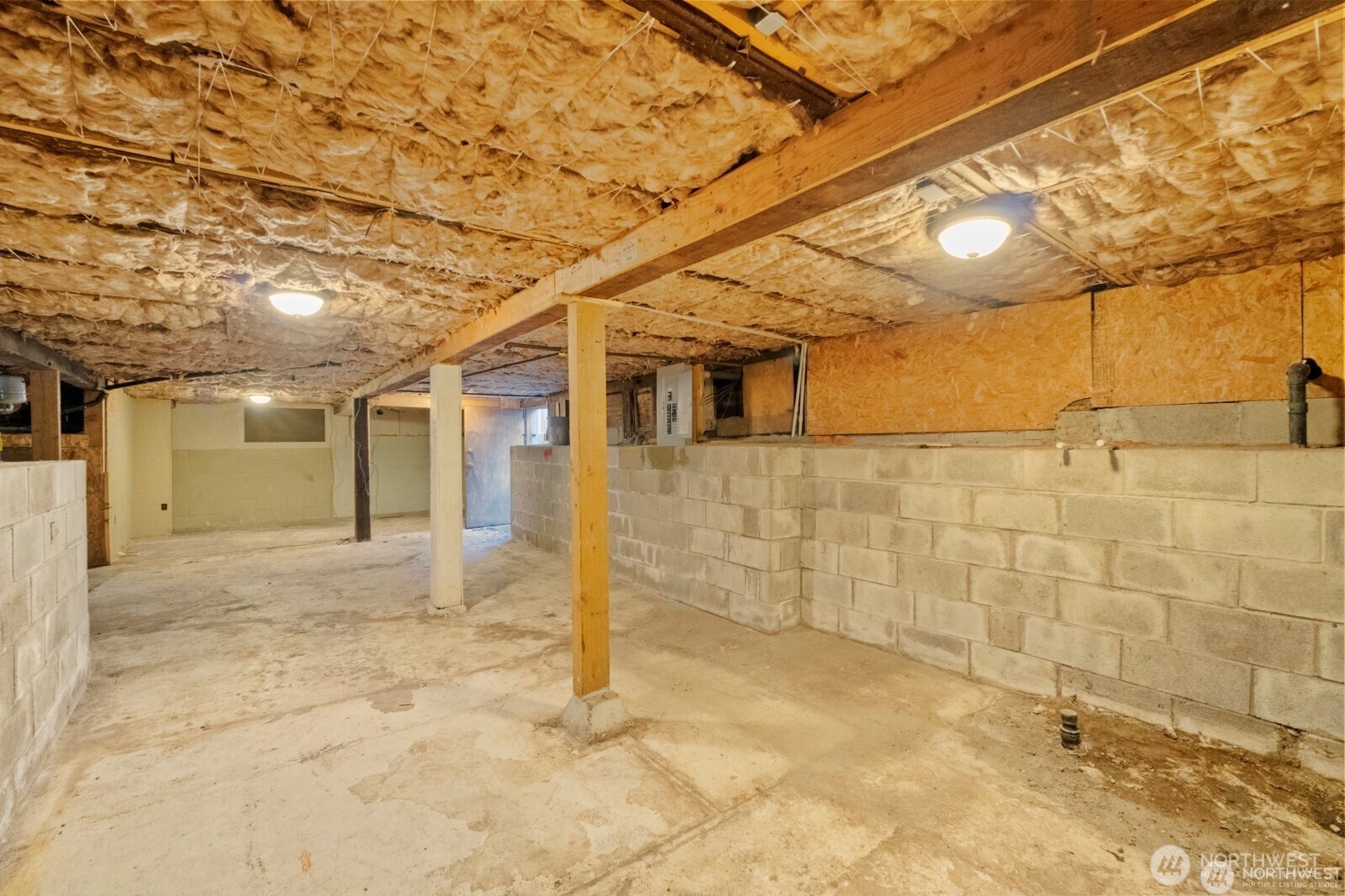 120 North 80th Street Seattle, WA 98103 - Photo 33 of 39 a view of a pathway