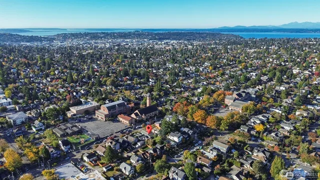 an aerial view of multiple house