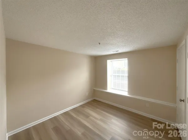 $1,295 | 1610 Arlyn Circle, Unit D, Charlotte, NC 28213