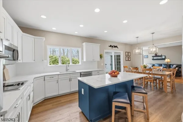 $925,000 | 4 New Star Ridge Road, Sparta, NJ 07871