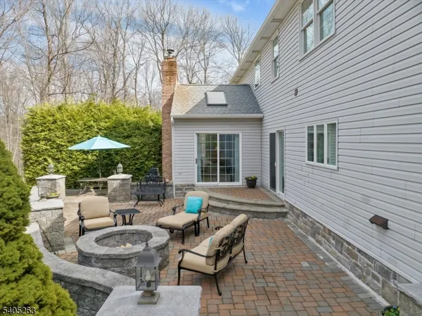 $925,000 | 4 New Star Ridge Road, Sparta, NJ 07871