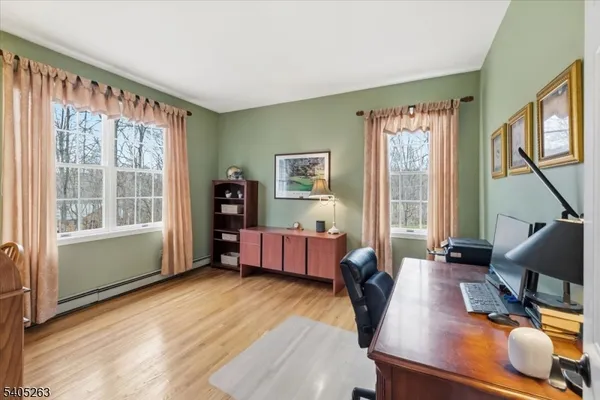 $925,000 | 4 New Star Ridge Road, Sparta, NJ 07871
