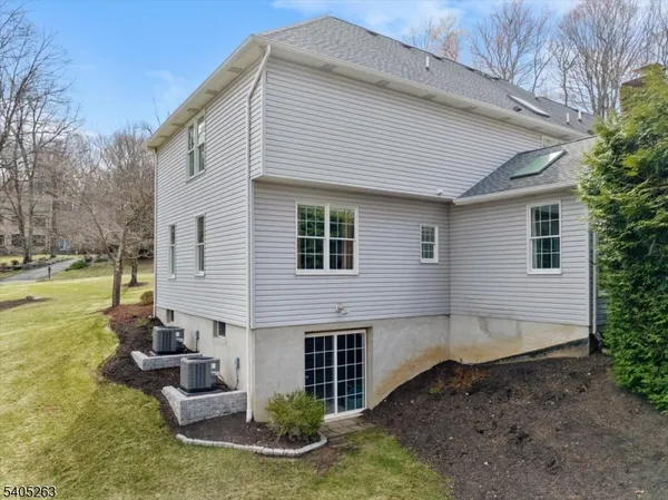 $925,000 | 4 New Star Ridge Road, Sparta, NJ 07871