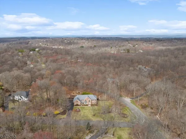 $925,000 | 4 New Star Ridge Road, Sparta, NJ 07871
