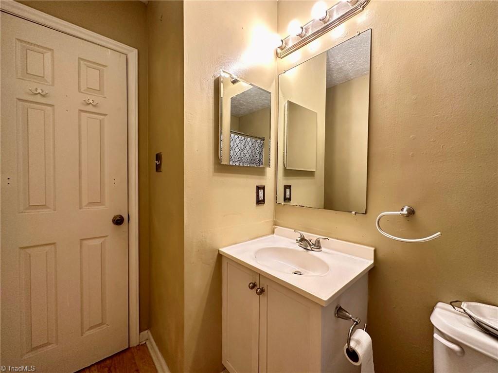 246 Hampton Road, Unit 1B Asheboro, NC 27203 - Photo 13 of 19 Gallery Image 13