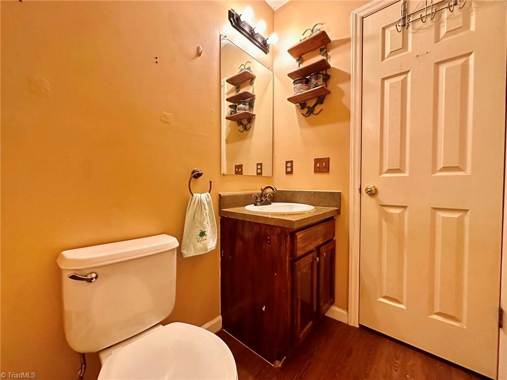 246 Hampton Road, Unit 1B Asheboro, NC 27203 - Photo 16 of 19 Gallery Image 16