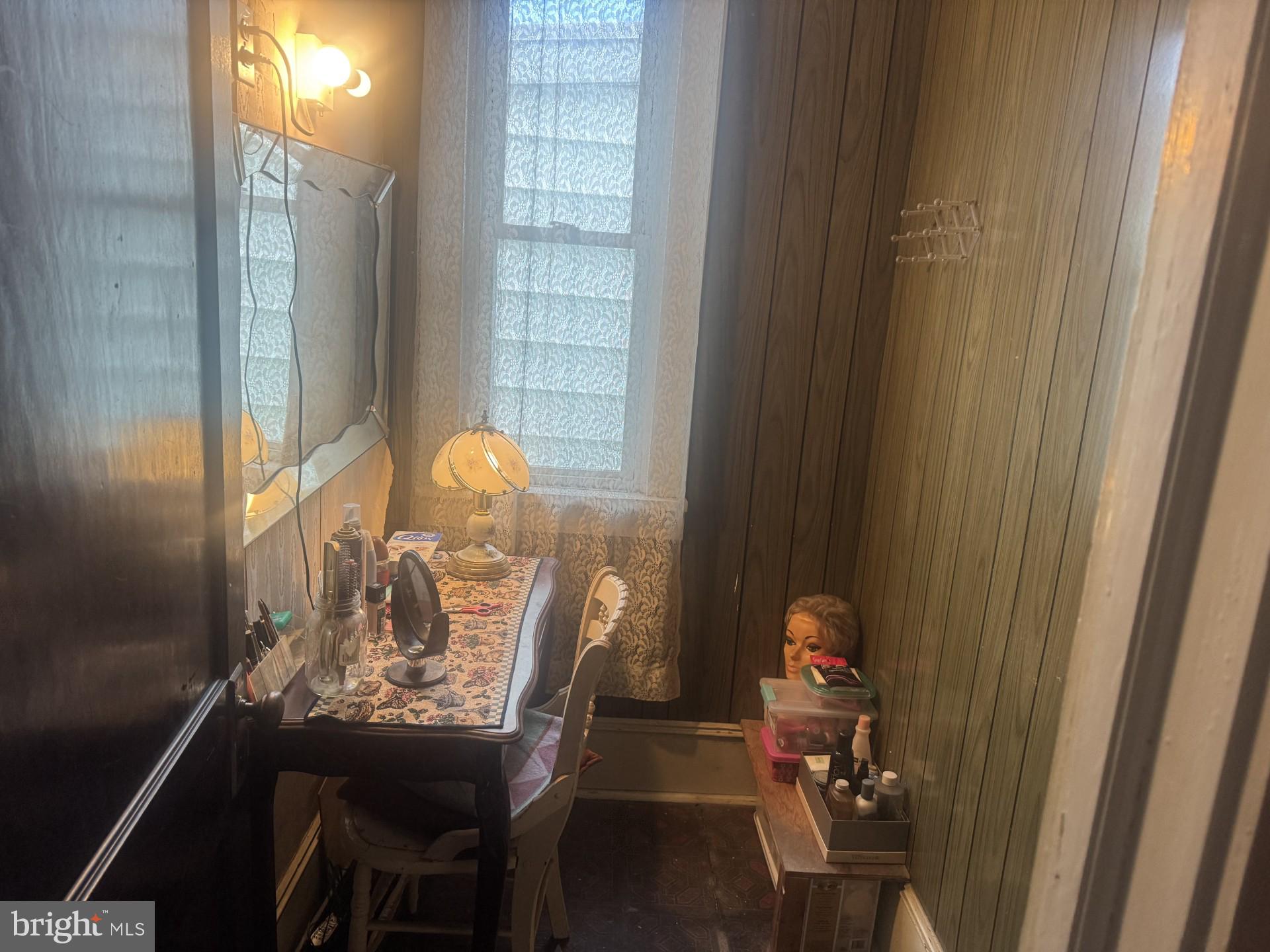 1233 Walnut Street Ashland, PA 17921 - Photo 15 of 30 a dining room with furniture and window