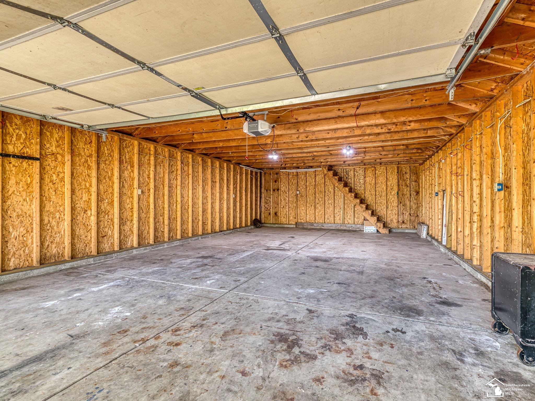 2621 Blue Bush Road Monroe, MI 48162 - Photo 31 of 37 50219327-766df45d-5a9c-4ad0-b783-712f3cf75391.JPG
