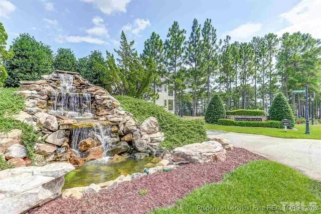 $1,485 | 321 Gallery Drive, Unit 203, Spring Lake, NC 28390