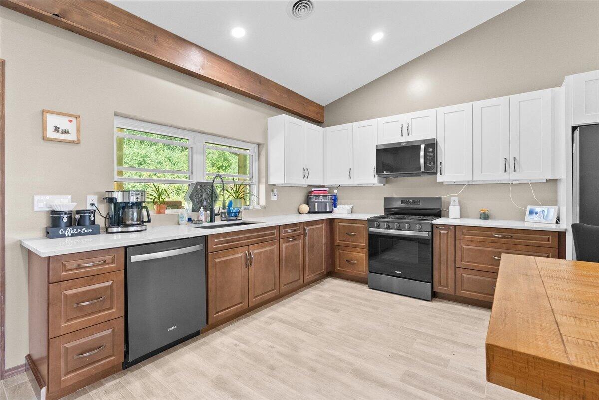 25455 L Drive North Albion, MI 49224 - Photo 15 of 41 Gallery Image 15