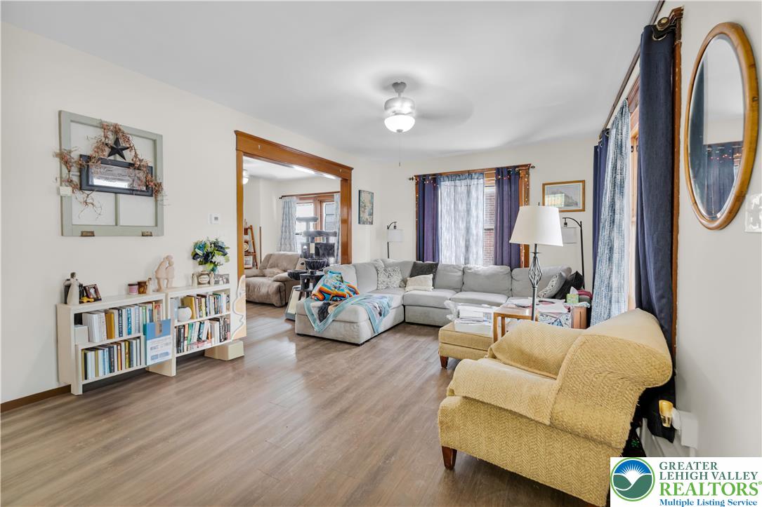 443 North 3rd Street Emmaus, PA 18049 - Photo 9 of 20