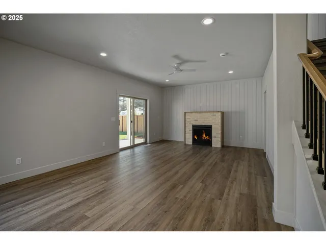 $609,900 | 7532 Lennox Lane Northeast, Keizer, OR 97303