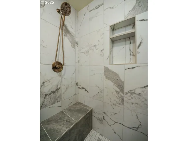 $609,900 | 7532 Lennox Lane Northeast, Keizer, OR 97303