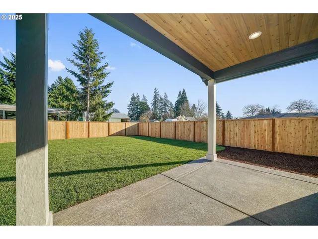 $609,900 | 7532 Lennox Lane Northeast, Keizer, OR 97303