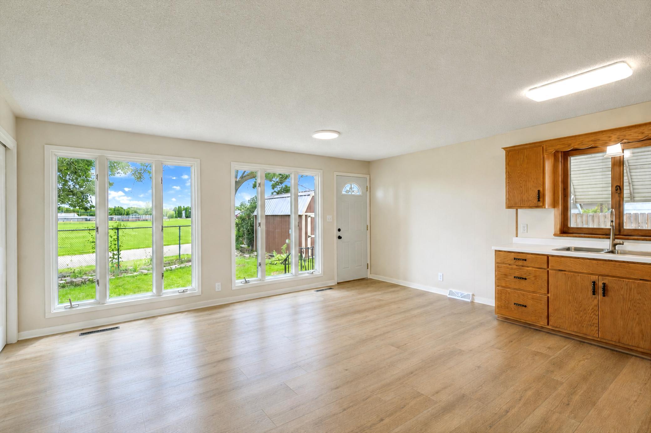 1407 4th Avenue Southwest Austin, MN 55912 - Photo 20 of 44