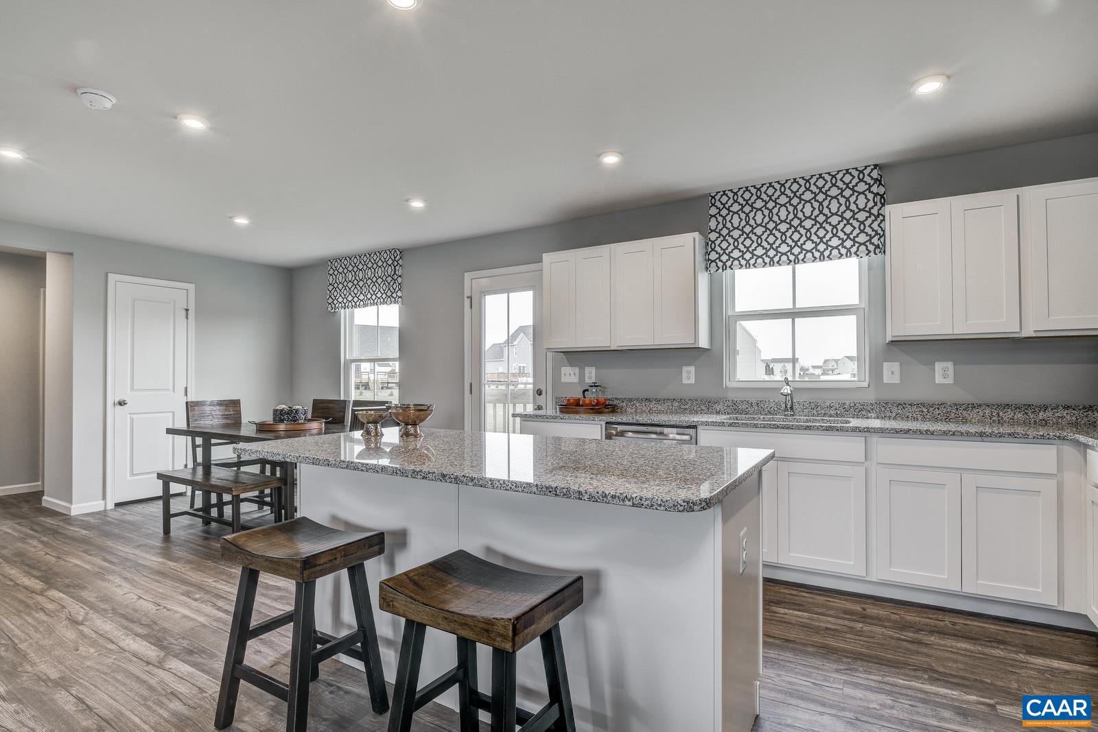 136 White Birch Road Waynesboro, VA 22980 - Photo 5 of 20 Gallery Image 5