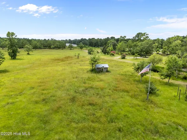 $1,100,000 | 217 Trotters Lane, Currie, NC 28435