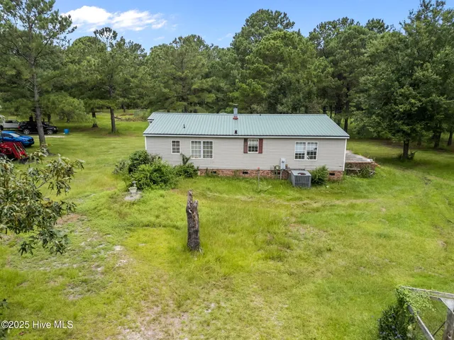 $1,100,000 | 217 Trotters Lane, Currie, NC 28435