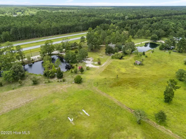 $1,100,000 | 217 Trotters Lane, Currie, NC 28435